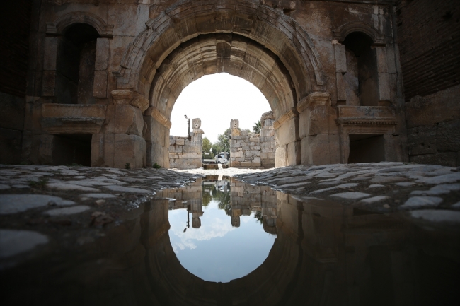 İznik'te Roma, Bizans ve Osmanlı dönemine ait taş yollar bulundu